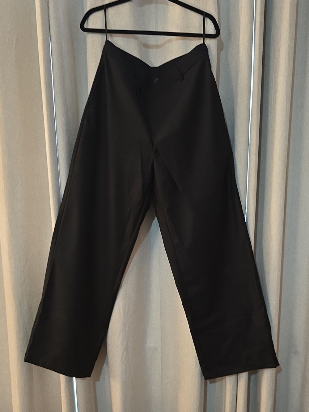 Commense Black Wide-Leg Trousers